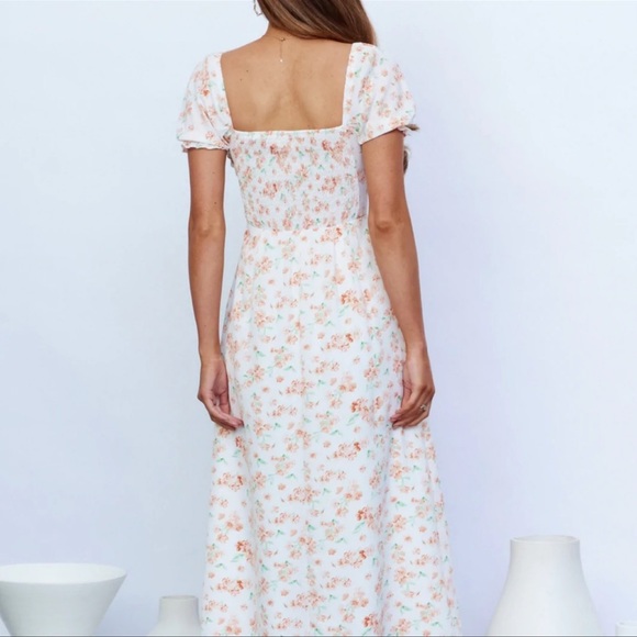 Not Too Far Midi Dress - Picture 3 of 13